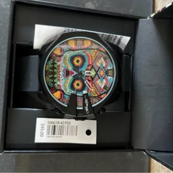 - Ed Hardy skull silicone watch - Picture 4 of 7